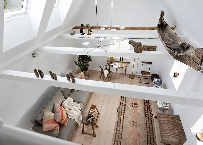 Gartnerhuset Pa Kollerup * Hadsten Stationsby